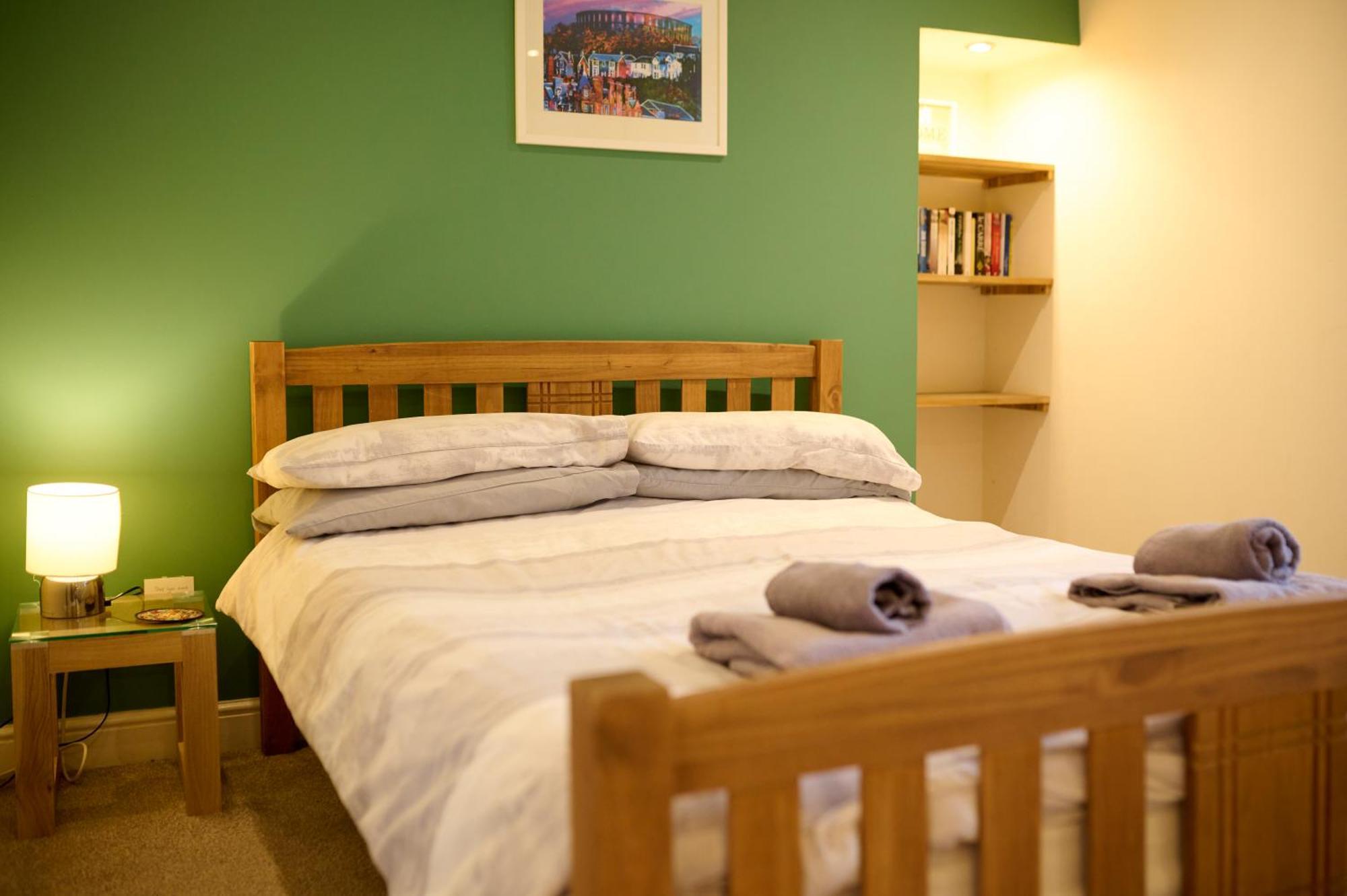 Central Stay On Main St- Harbour Views أوبان المظهر الخارجي الصورة
